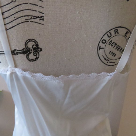 Vintage 1990s White Lace High Cut One Piece Baby Doll - Picture 9 of 10